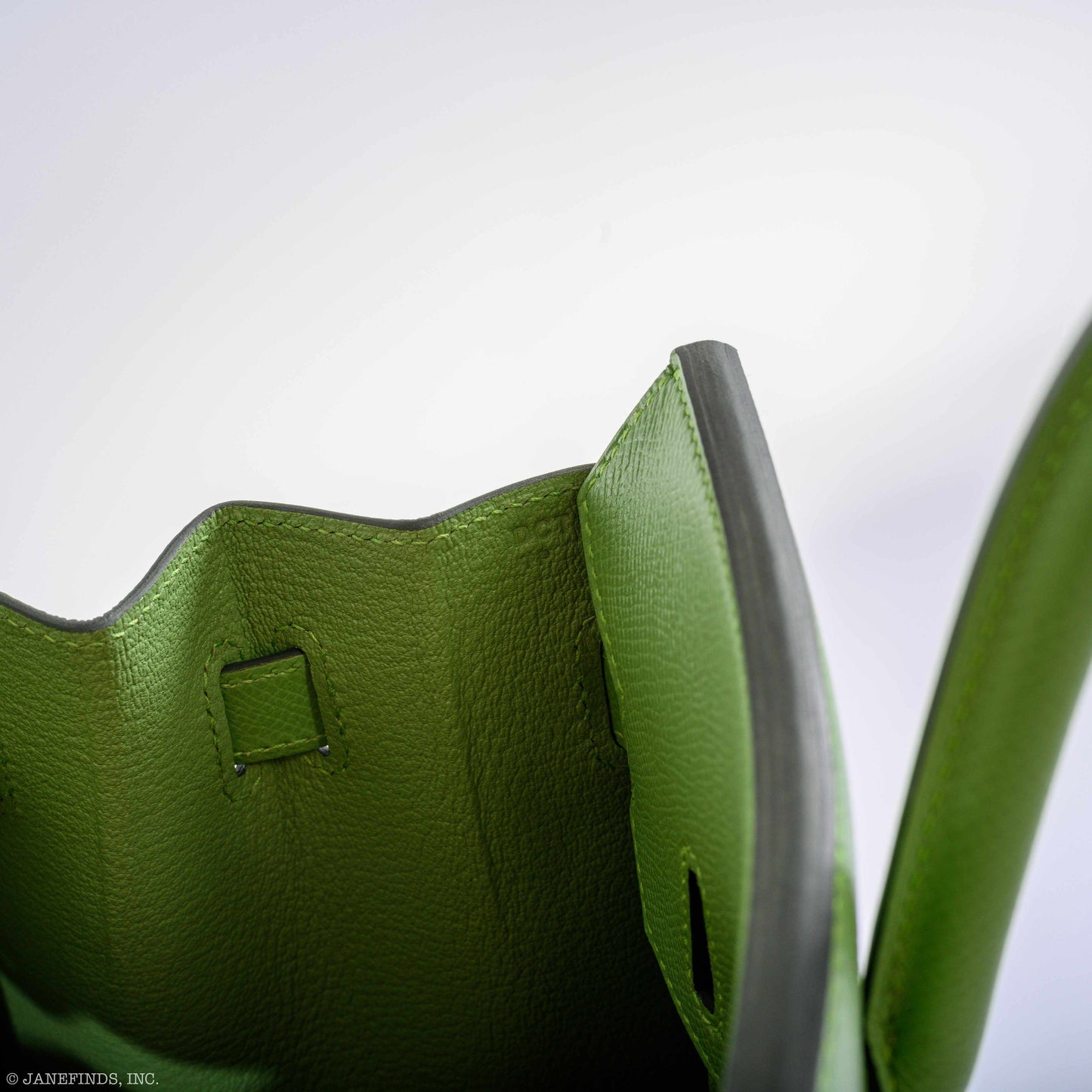 Hermes Birkin 30 Sellier Vert Criquet Madame Grain Gold Hardware